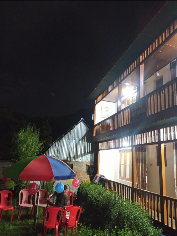 Mir Guest House Pahalgam Exterior photo
