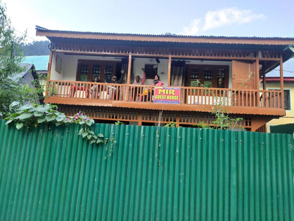 Mir Guest House Pahalgam Exterior photo