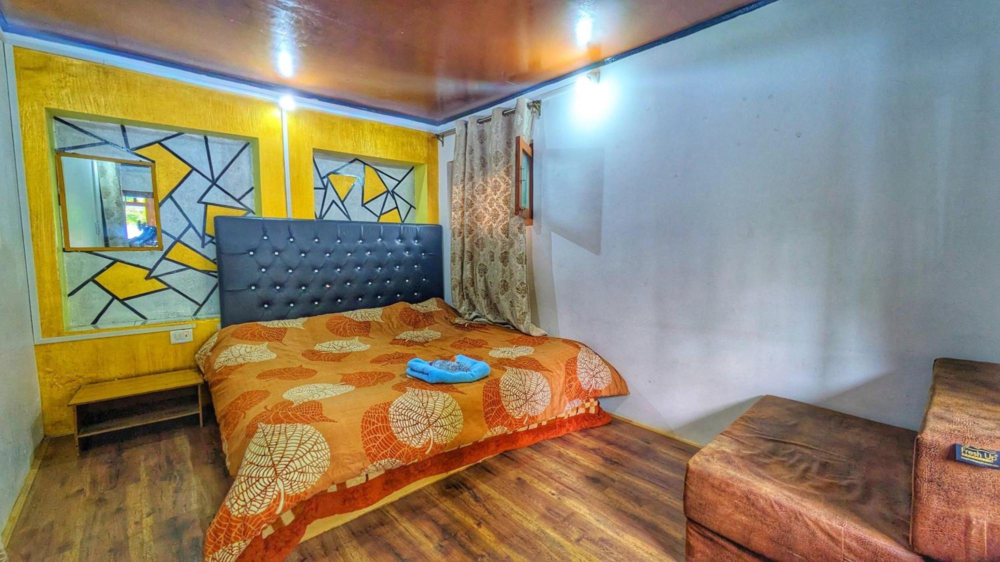 Mir Guest House Pahalgam Exterior photo